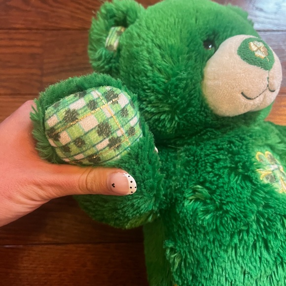 Build A Bear Shamrock Lucky Plaid Teddy Green Saint Patrick’s Day - Picture 8 of 8